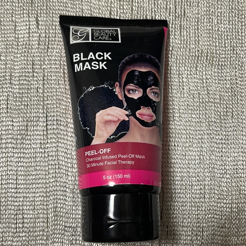 Global Beauty/Black Mask